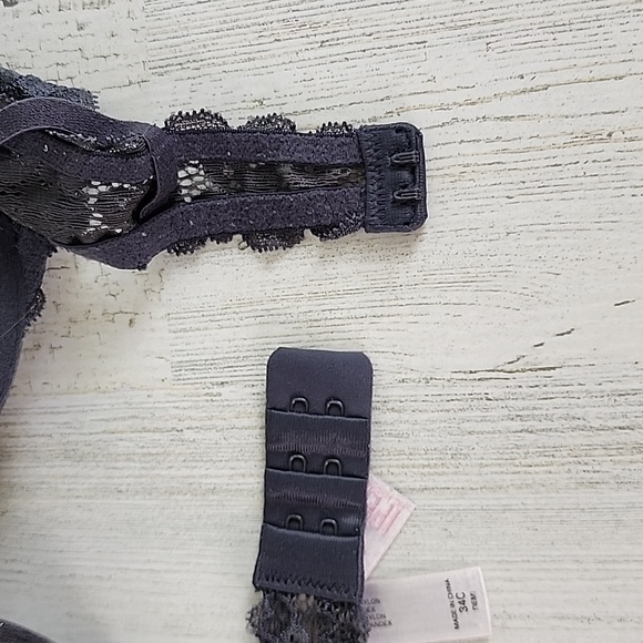 Victoria's Secret Angels IPEX dark gray lightly padded underwire bra Size 34C - Picture 4 of 13